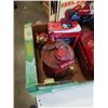 Image 2 : BOX OF METAL GAS CANS AND 4 METAL SIGNS