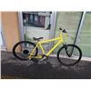 Image 1 : YELLOW NO NAME BIKE