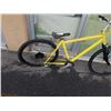 Image 2 : YELLOW NO NAME BIKE