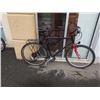 Image 1 : BLACK AND RED NO NAME BIKE