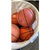 Image 4 : ROLLING CYLINDER CART WITH 11 BASKETBALLS