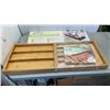 Image 1 : 2 BAMBOO CUTLERY TRAYS AND BATHTUB TRAY