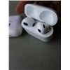 Image 3 : LOST PROPERTY AIRPODS AND AIRPOD PRO SETS