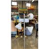 Image 2 : 2 METAL FLOOR LAMPS