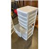 Image 3 : 2 WHITE 6 AND 7 DRAWER ORGANIZERS