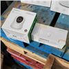 Image 1 : VOCOLINC VC1 OPTO SMART INDOOR CAMERA FOR APPLE IOS AND VOCOLINC VP5 SMART PLUG PACK - TESTED WORKIN