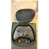 Image 2 : XBOX ONE ELITE SERIES 2 CONTROLLER  - RETAIL $229