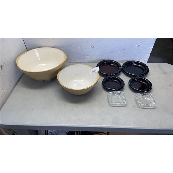 2 GREENS CERAMIC BOWLS AND COLLECTION OF ASH TRAYS