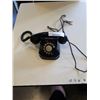 Image 1 : VINTAGE MONOPOHONE ROTARY DIAL PHONE