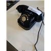 Image 2 : VINTAGE MONOPOHONE ROTARY DIAL PHONE