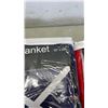 Image 3 : 3 NEW FLAG SINGLE SIZE FLEECE BLANKETS
