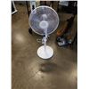 Image 1 : WHITE NOMA FLOOR FAN