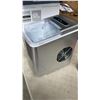 Image 2 : INSIGNIA 26LB PORTABLE ICE MAKER TESTED AND WORKING - RETAIL $199