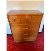 Image 1 : Victoriaville - Walnut - 4 Drawer Dresser