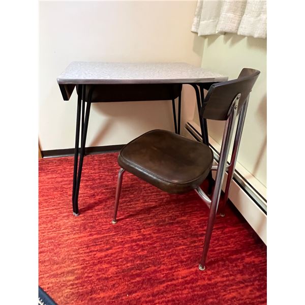 Drop Leaf Table and Chair