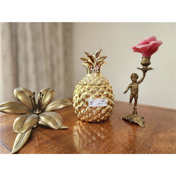Brass Decor& Pinapple Candle Holder,