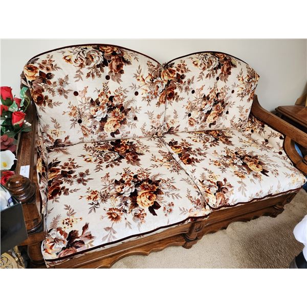 1980s Vintage Pristine Love Seat - 57L x 29W x 28T