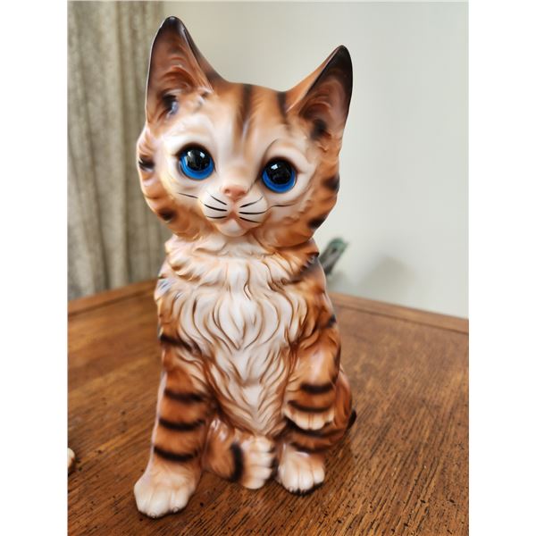 Vintage Japanese Porcelain -1 Has Chip Ear 9T