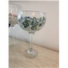 Image 2 : Decorative Over Size Wine Glasses With Glass Beads 14T