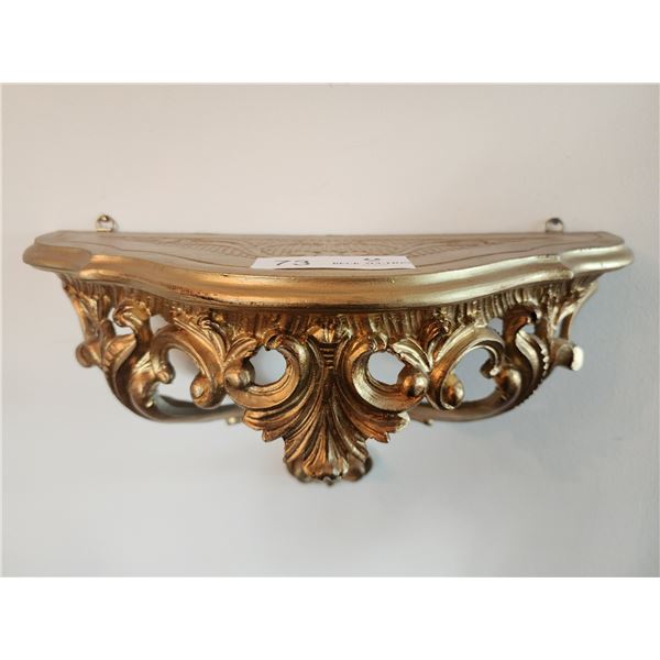 Gilted Wall Stand 15'