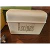 Image 5 : 3 Vintage Recipe Boxes Full Of Recipies