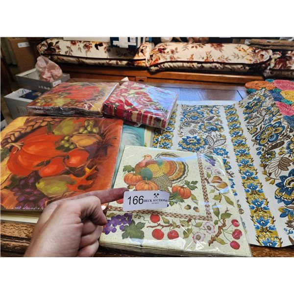Napkins & Placemats