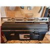 Image 1 : Tool Box Tools & Level