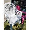 Image 2 : Plastic Yard Chair Collection 5 Pieces