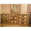 Image 1 : Dresser WIth Mirror