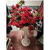 Image 1 : Silk Flower Arrangement