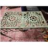 Image 2 : Metal Plant Stands