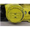 Image 5 : McCulloch Gas Powered Chainsaw, 18" Bar - Turns Over - Has Not Run in a While