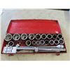 Image 1 : 3/4" Drive Socket Set with Metal Case - Largest is 2" 