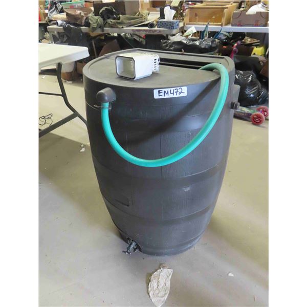 Poly Rain Barrell with Hose 18" x 21" x 33" 