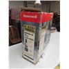 Image 2 : Honeywell 18" Commercial Grade High Velocity Fan-New  in Box