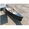 Image 4 : Chestnut 14' Fiberglass Canoe with Paddle