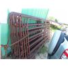 Image 3 : 10 Metal Corral Panels 10' 