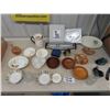 Image 1 : Mid Century Grab Bag, Serving Tray, Dishes, Bowls, Ornaments, plus more