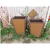 Image 1 : 2 Wooden Planters 18" x 25" x 35"  ( other one is a little smaller) 