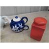 Image 2 : Tea Pots, Casserole Bowl, Plus