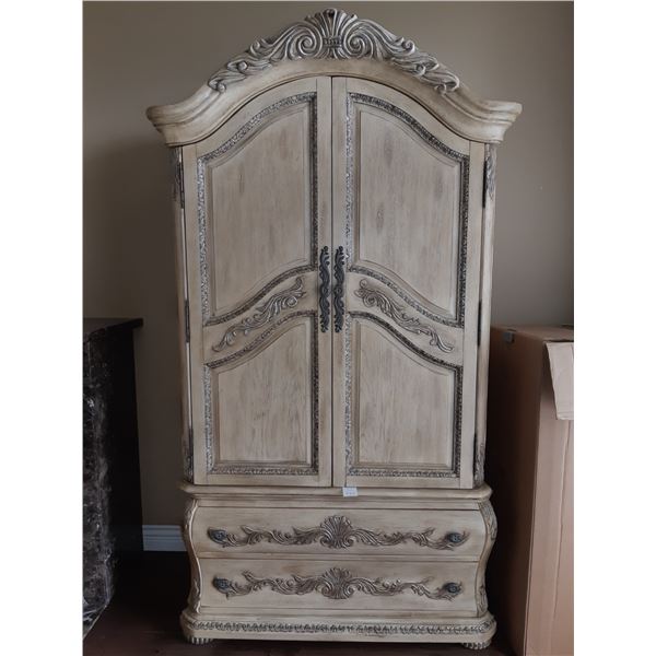 Schnadig Armoir Cat C