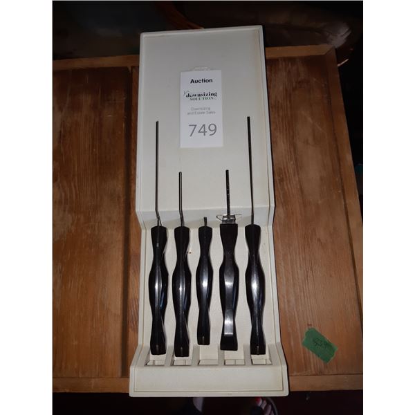Cutco Knife Set A