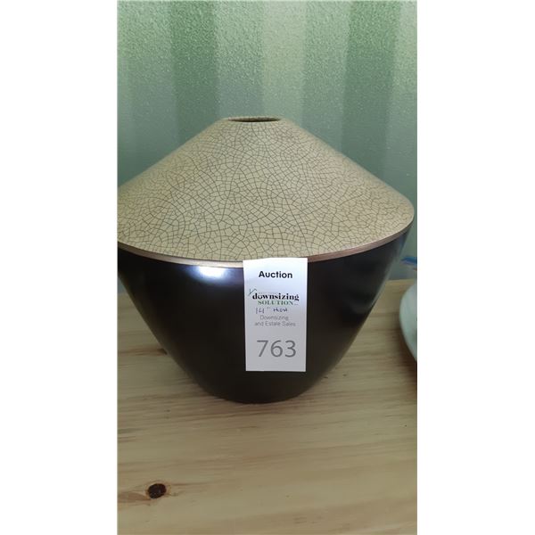 Cylinder Shaped Vase A