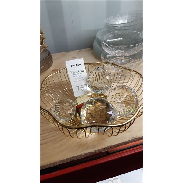 Cut Crystal Balls, Glass platesA