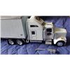 Image 5 : Model Semi Trucks A