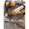 Image 5 : DeWalt Cat C