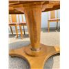 Image 8 : ETHAN ALLEN PEDESTAL TABLE WITH FOUR CHAIRS