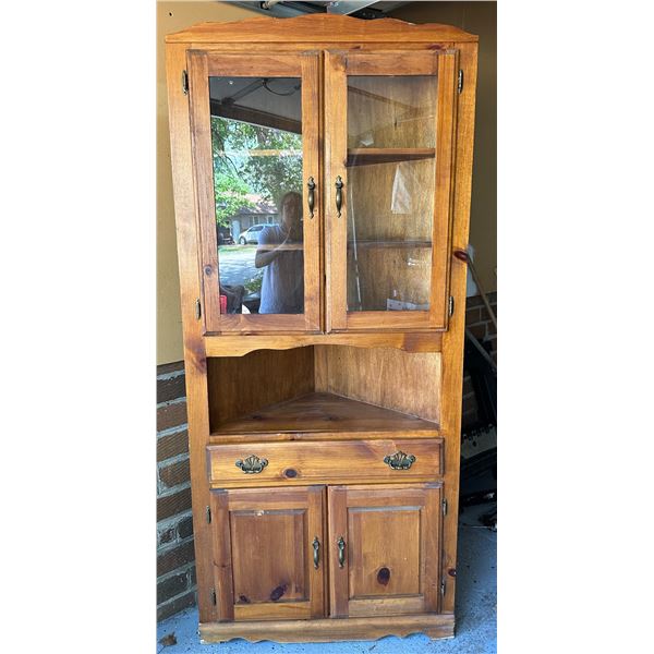 PINE CORNER CABINET