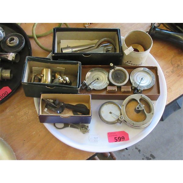 Tray of Vintage Gramophone & Record Player Parts