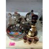 Image 3 : Shelf Lot of Vintage Glass, Crystal and Pottery